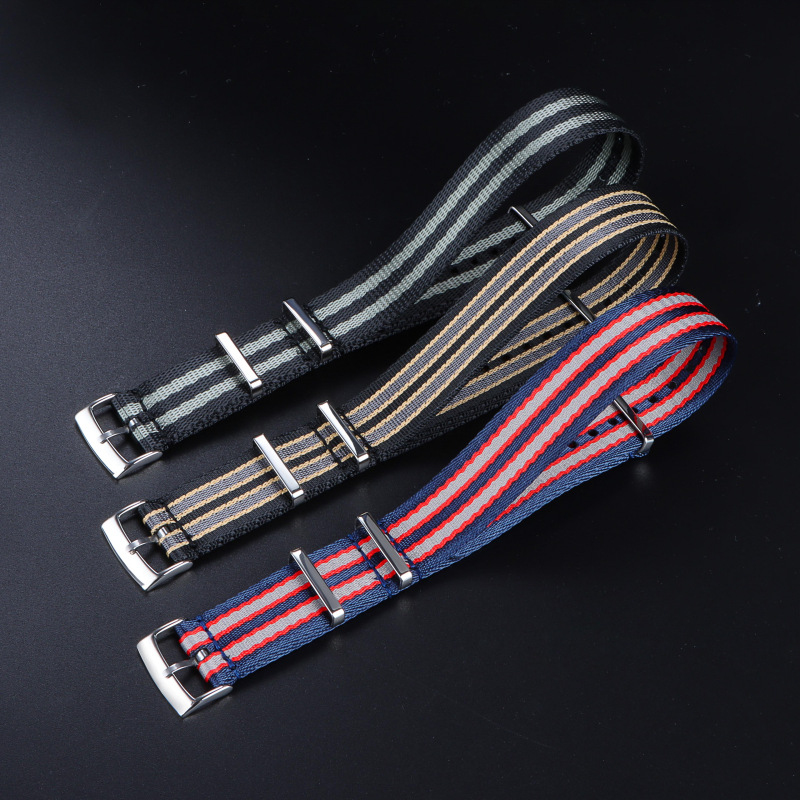 สายนาฬิกาผ้าใบไนลอนแบบพรีเมียม - Nylon Nato Strap บทวิจารณ์และราคา